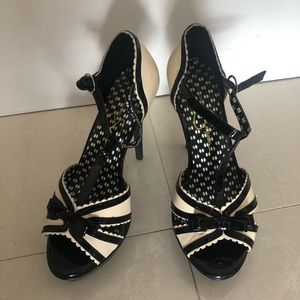 Jessica Simpson Platform Heel size 8